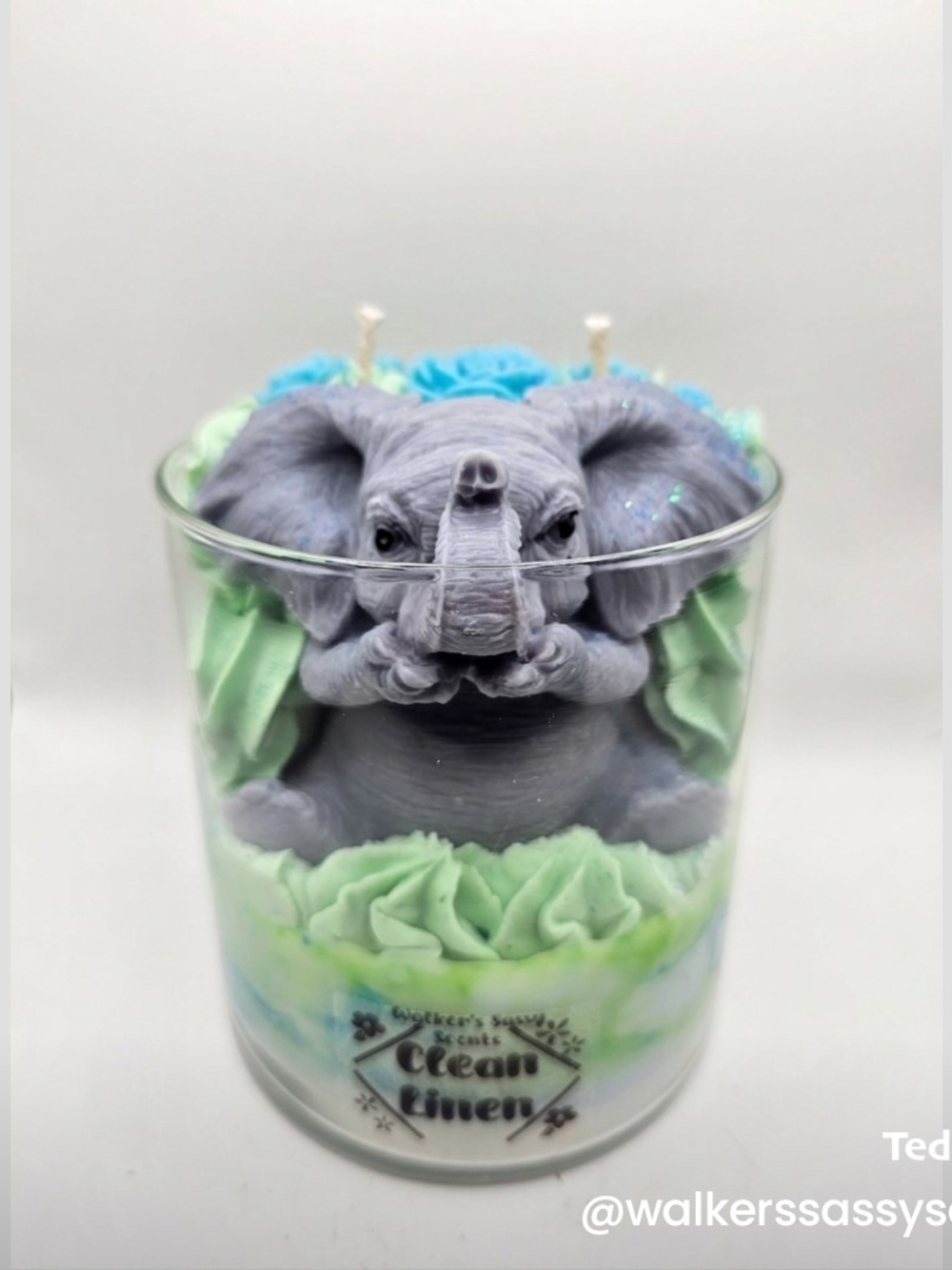 Elephant & Flowers Candle